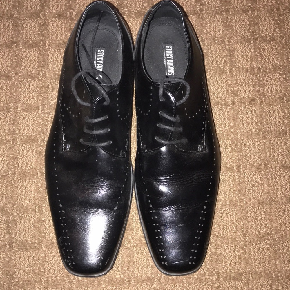 Men’s dress shoes